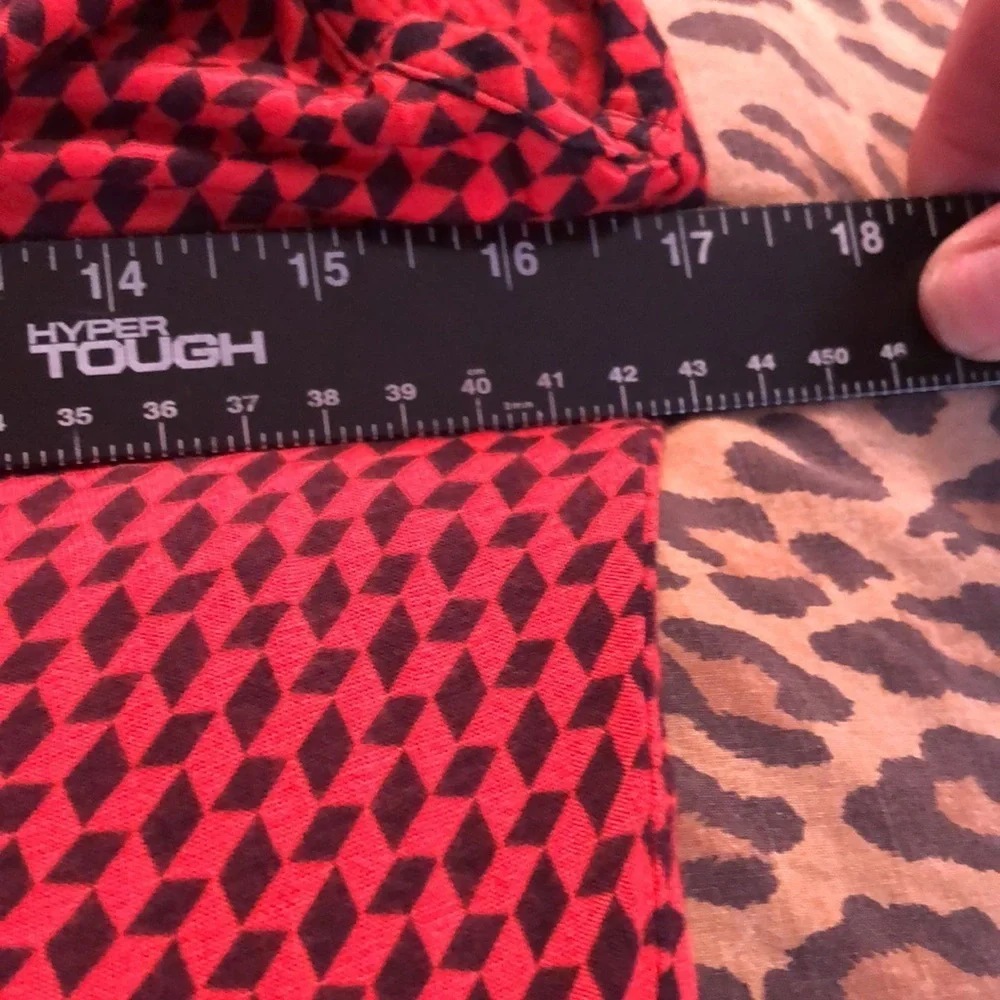 Micheal Kors size small Red & black houndstooth check Cowl neck sleeveless top
